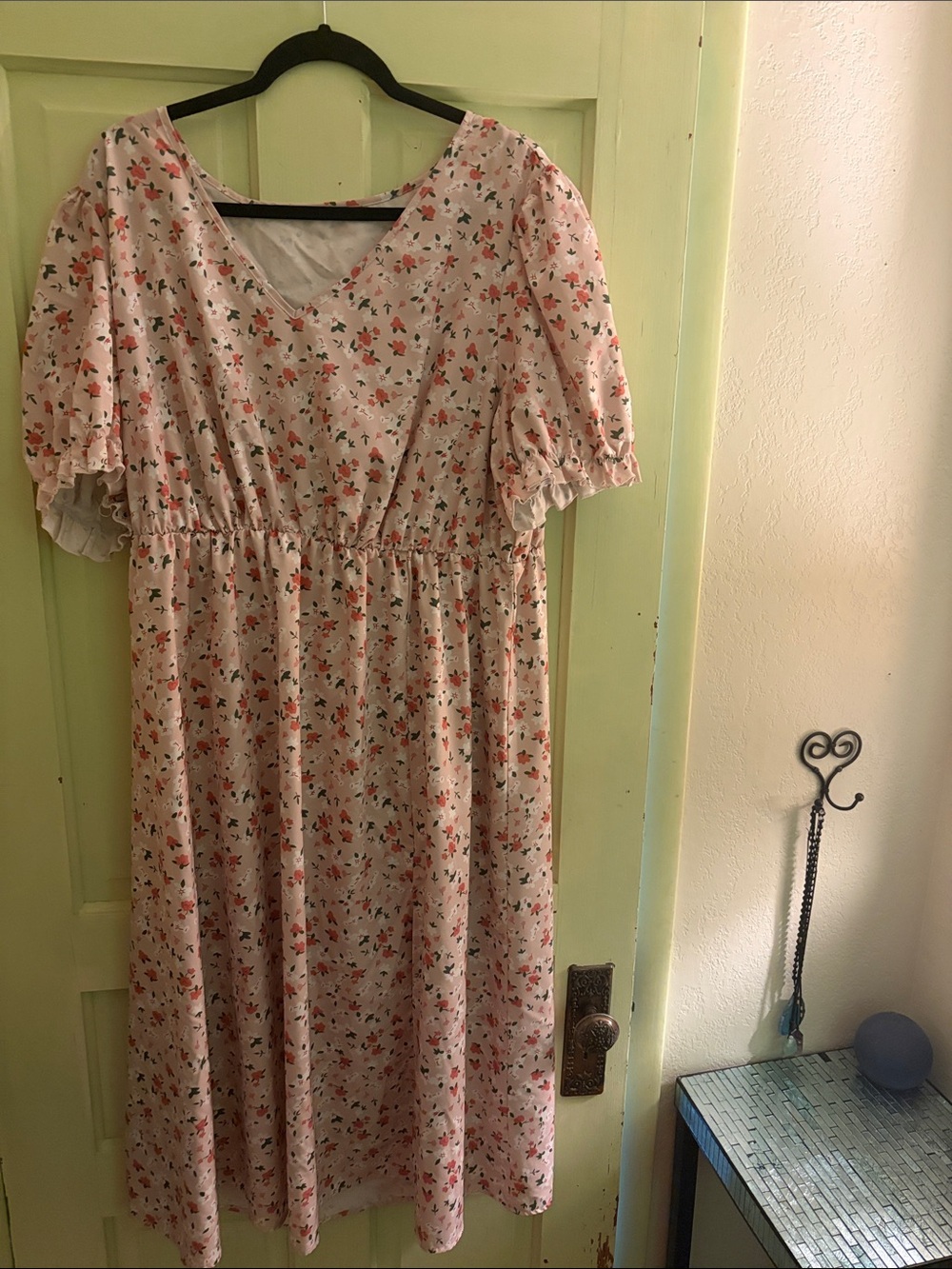 SHEIN Pink Floral V-Neck Midi Dress